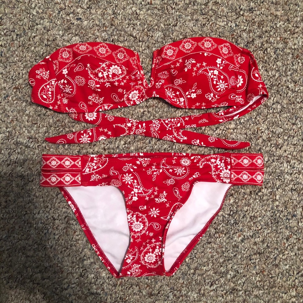 strapless paisley bikini top and bottoms